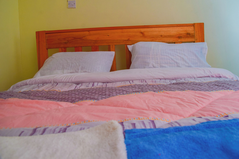 Room 4, Munich Iten, Keiyo North