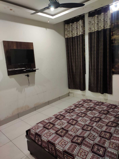 Room 5, Hotel Taj Inn, Kurukshetra