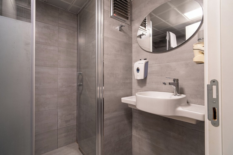 Bathroom 5, May Park Hotel, Konak
