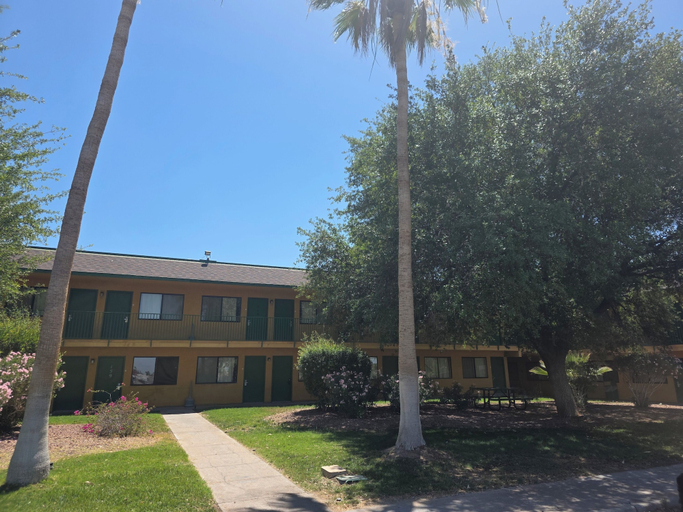 Exterior & Views 2, Econo Lodge Inn & Suites Yuma, Yuma