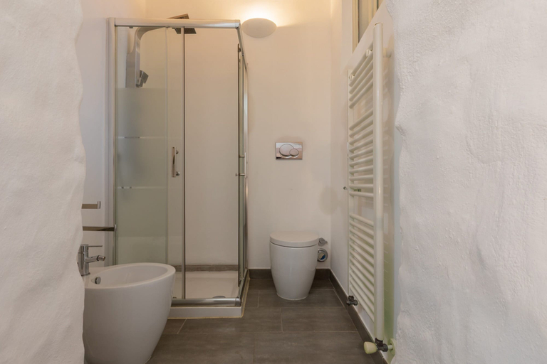 Room 5, Charming Colorful Brick by Wonderful Italy, Torino