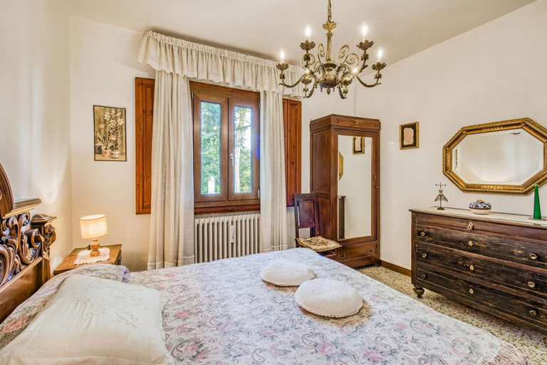 Room 2, Villa Paola Private Pool Gym in Chianti, Florence