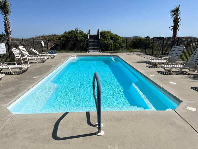 Pool 2, Fins / 1295 Ocean Blvd West 10 Bedroom Home, Brunswick