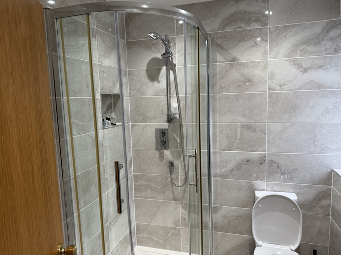 Bathroom 4, The County Hotel, Argyll and Bute