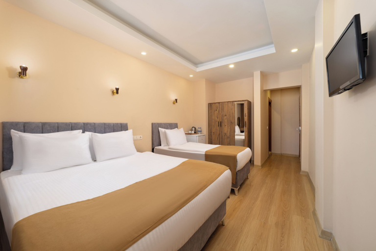 Bedroom 3, Ulubat Castle Hotel, Fatih