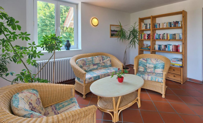 Others 5, Ferienhaus Rheintalblick, Lörrach