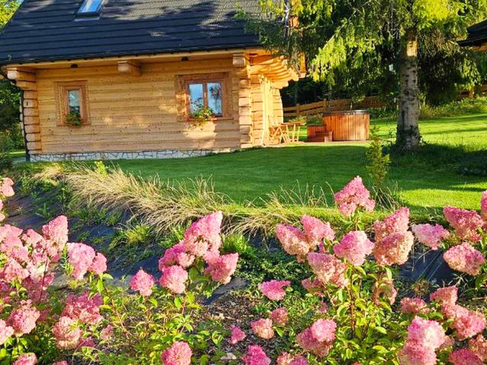 Garden, Cottage With Private Hot Tub in Stecowka, Cieszyn