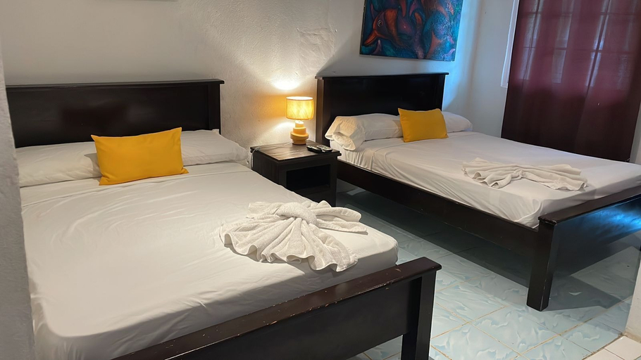 Bedroom 3, Hotel Cocotal, Portobelo