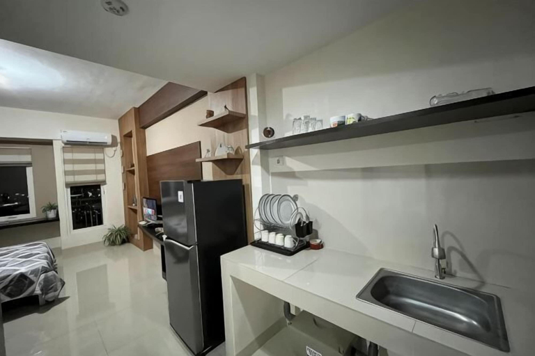Private kitchen, Park Point Inn @ Cengkareng, West Jakarta