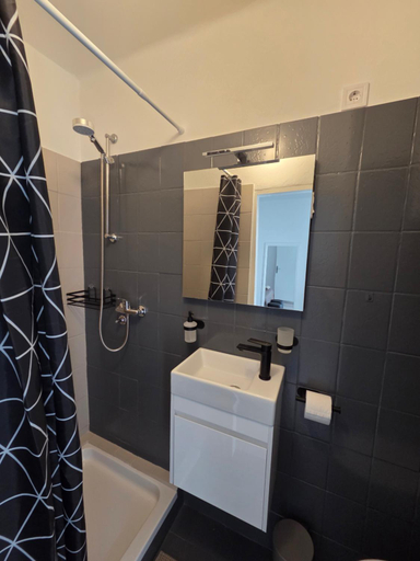 Bathroom 2, SOBE SOTIC, Lopar/Supetarska Draga