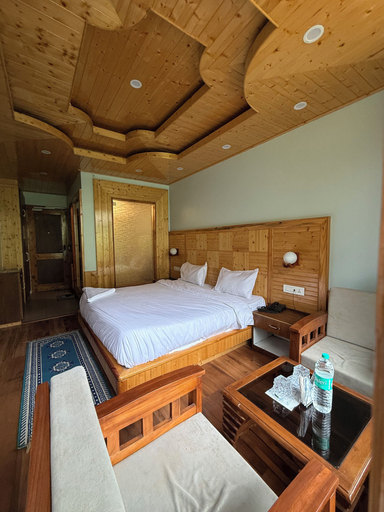 Room 4, Old Manali Retreat, Wardha