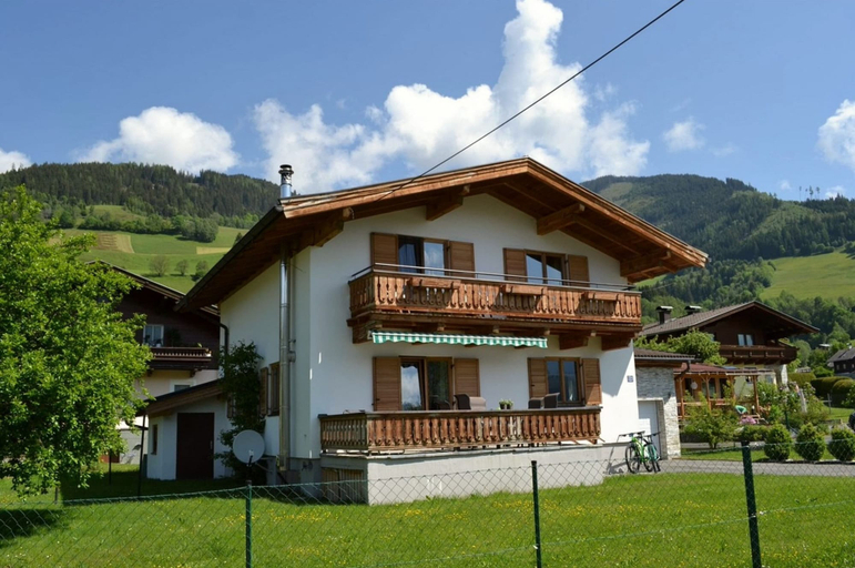 Exterior & Views 1, Chalet With Mountain View, Zell am See
