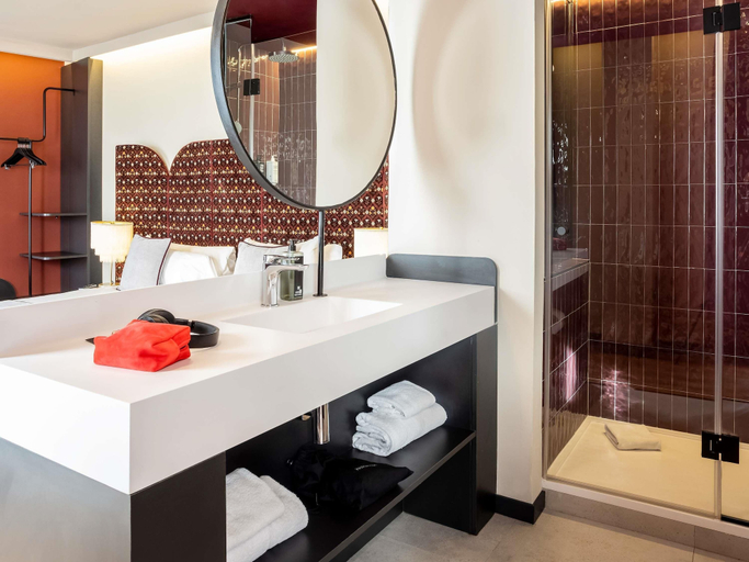 Bathroom 4, ibis Styles Madrid Maravillas, Madrid