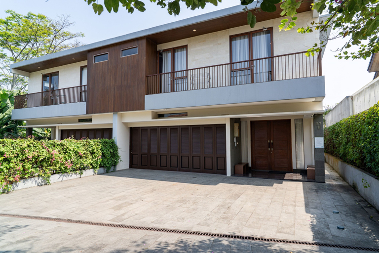 Others 5, Asmaya 7BR Villa private heated pool and billiard, Bandung