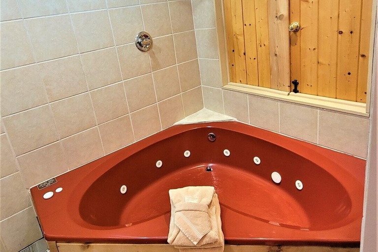 Bathroom 4, Smoky Mountain Memories 2 Bedroom Cabin, Sevier