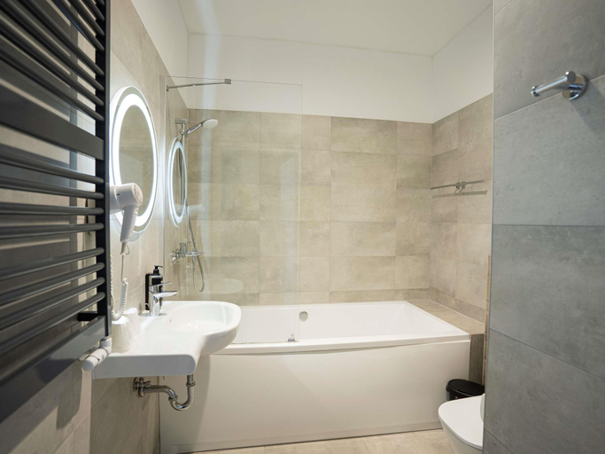 Bathroom 5, ibis Styles Grudziadz, Ĺšwiecie