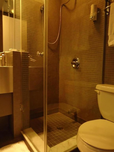 Bathroom 2, Rex Hotel Jazz & Suites, Toronto
