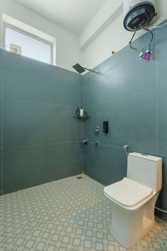 Bathroom 3, Alaya Stays Gable Peaks with Plunge Pool, Solan