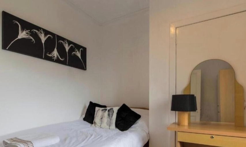 Room 4, Victorian Schoolhouse Nc500 3 Bed Parking, Highland