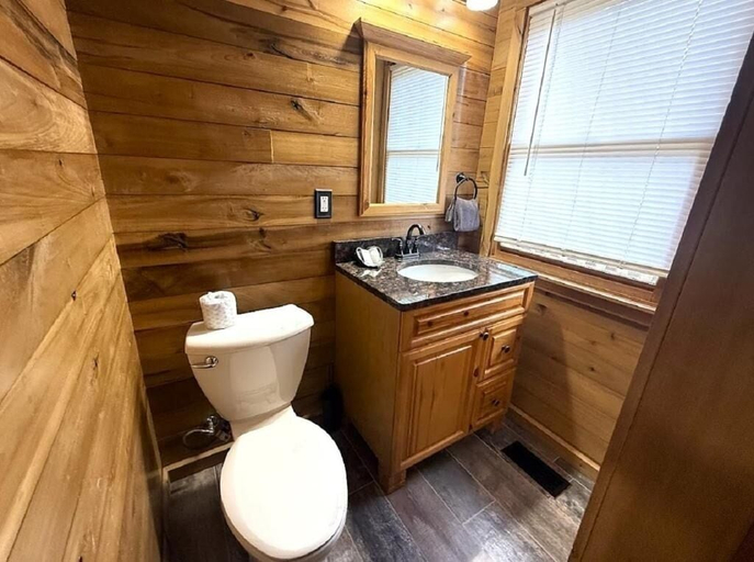 Bathroom 5, Smoky Mountain Getaway 3 Bedroom Cabin, Sevier