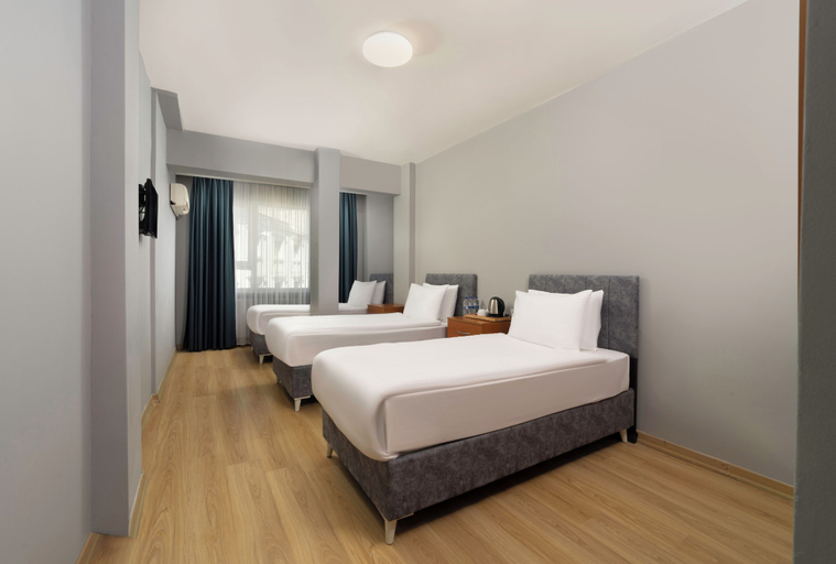 Bedroom 4, Ulubat Castle Hotel, Fatih