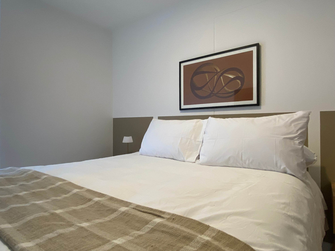 Room 2, w Upscale 2BR With Balcony in Miraflores, Lima