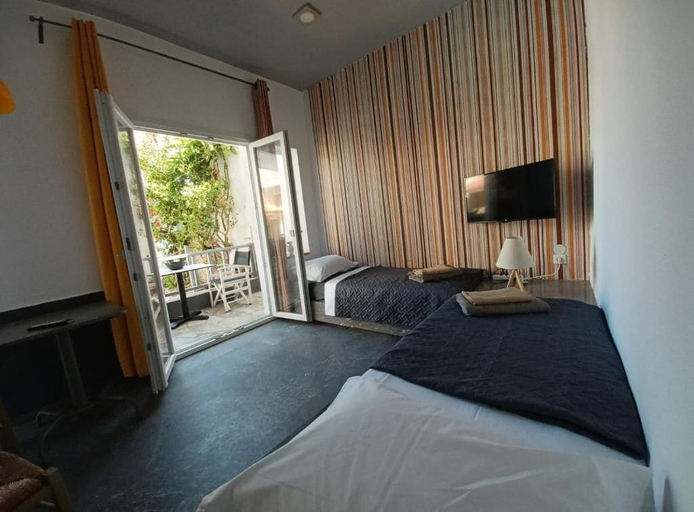 Room 4, Gouves Sunset Apts, Crete