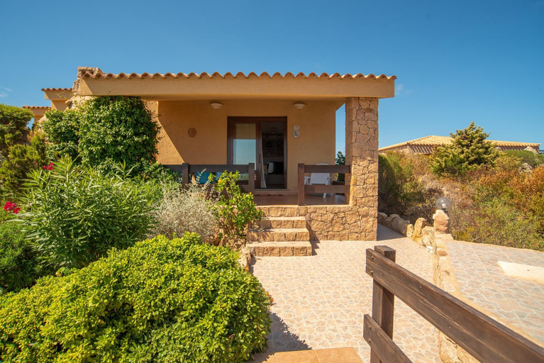 Others 3, Villa Paradiso, Olbia-Tempio