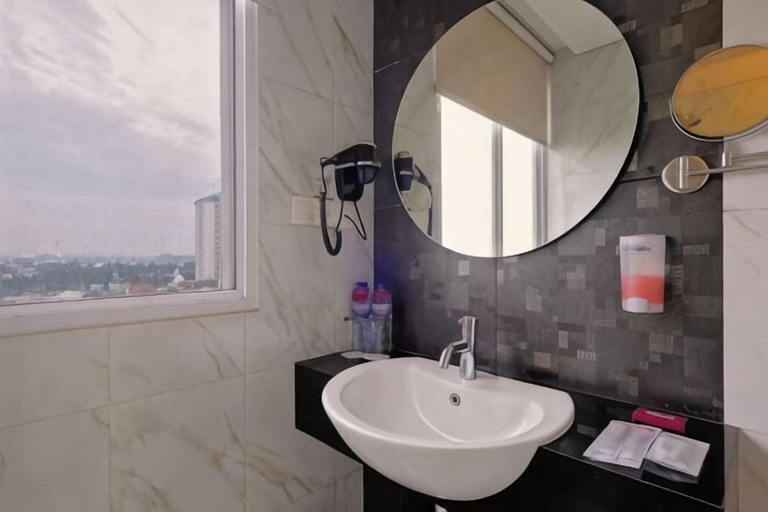 bathroom 15