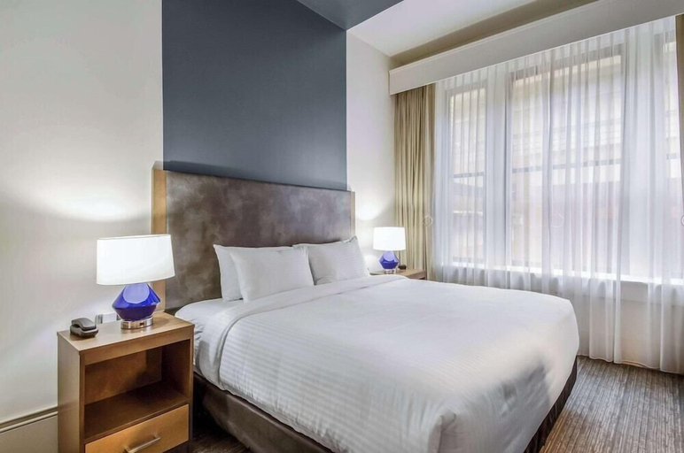 Bedroom 3, New Bedford Harbor Hotel, Bristol