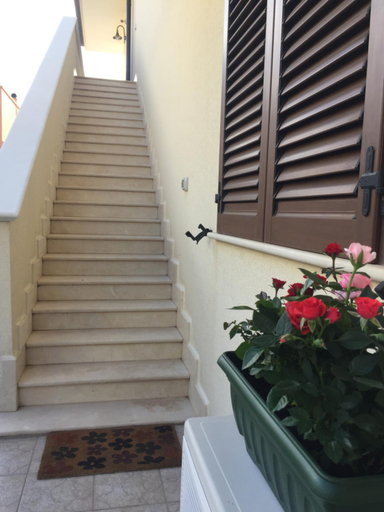 Others 5, B&B Le coccinelle, Taranto