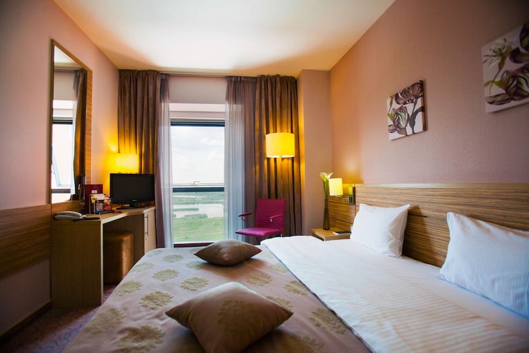 Bedroom 3, Rin Grand, Municipiul Bucuresti