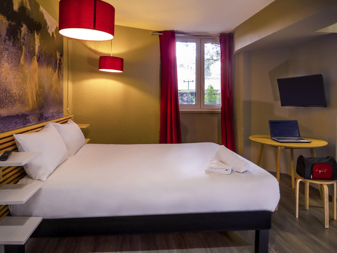 Bedroom 2, ibis Arles, Bouches-du-Rhône