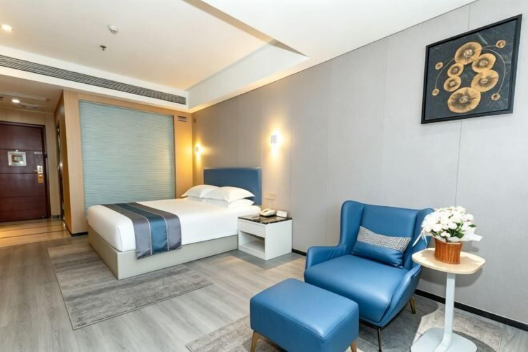 Bedroom 3, Green Island Holiday Hotel, Jiangmen