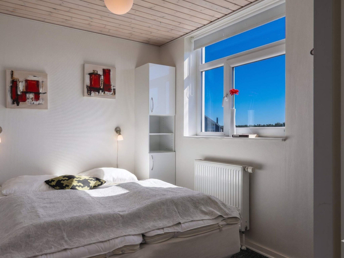 Bedroom 3, 4 Star Holiday Home in Lokken, Hjørring