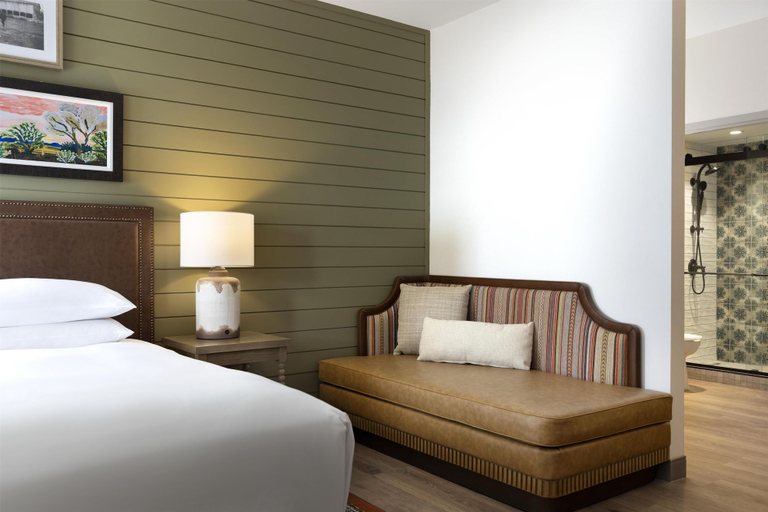 Bedroom 4, Hyatt Regency Hill Country Resort, Bexar