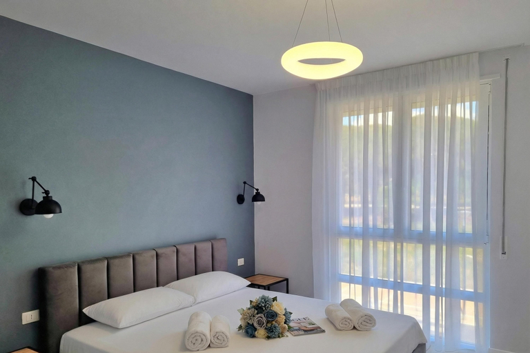 Room 1, White Moon Apartments, Durrësit