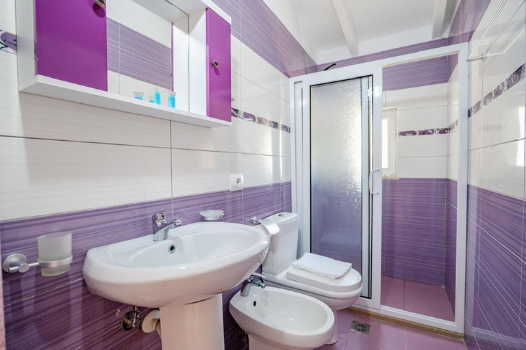 Bathroom 2, Blue Stay Hotel, Vlorës