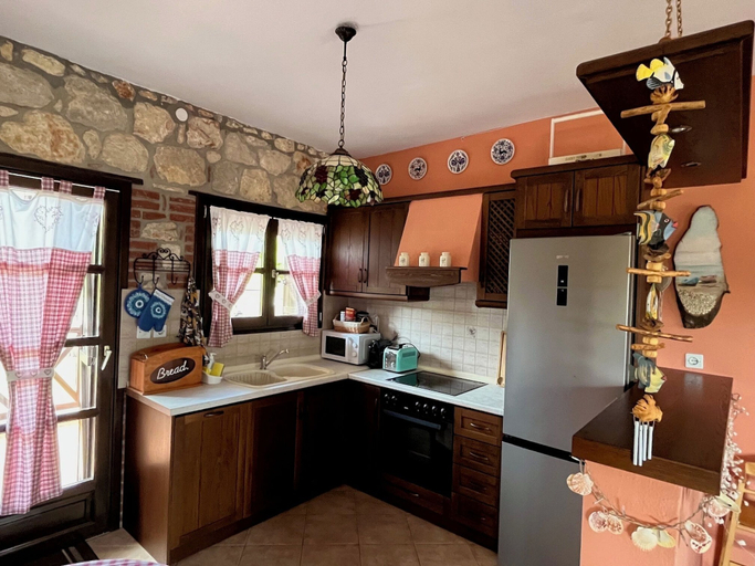 Others 5, Villa Rokosini, Central Macedonia