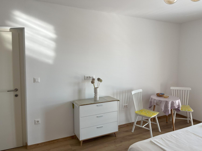 Others 4, Apartments Cecilija, Makarska