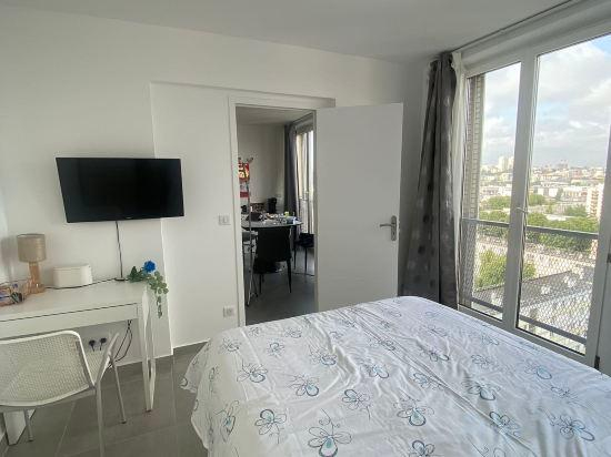 1, Bedroom - Serene with Chinese-Parisian Warmth, Seine-Saint-Denis