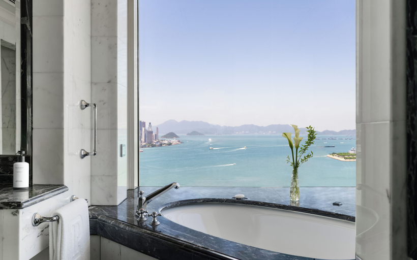 Bathroom 5, The Peninsula Hong Kong, Kowloon