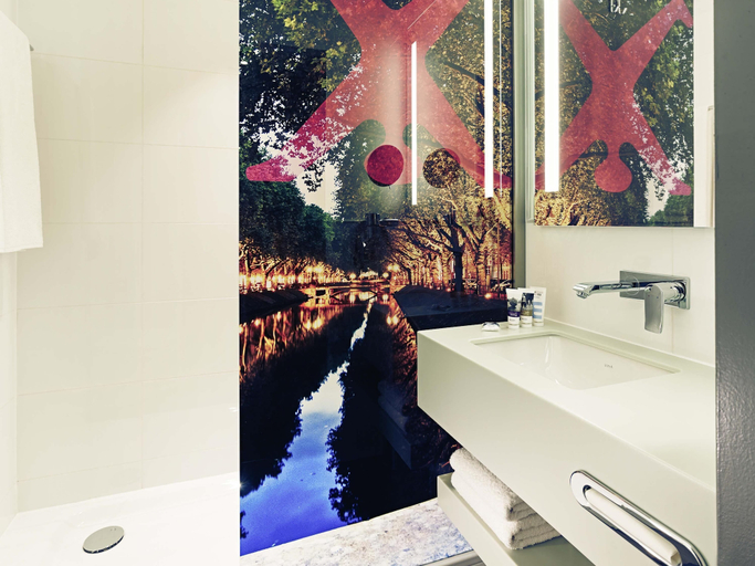 Bathroom 4, Mercure Hotel Duesseldorf Zentrum, Düsseldorf