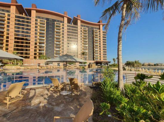 5, bnbme Luxury Seaview Retreat with Private Beach, Dubai