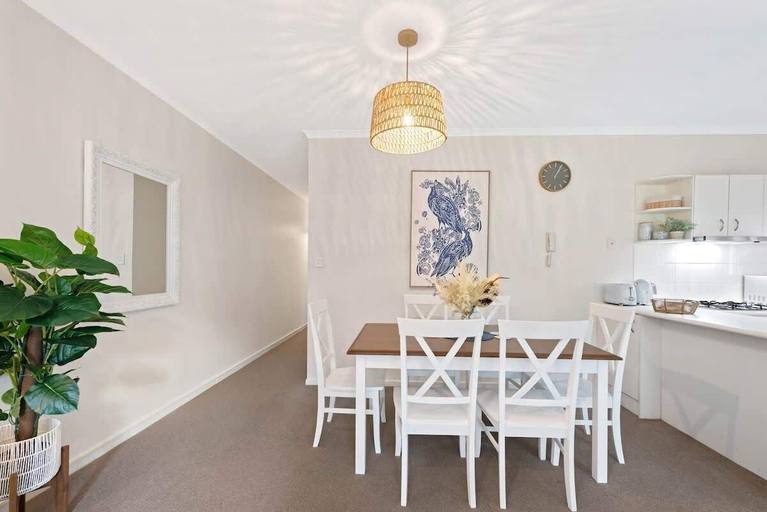 Interior 5, Contemporary Comfy ~ 2bed/2bath/1car ~ Hawthorne, Hawthorne