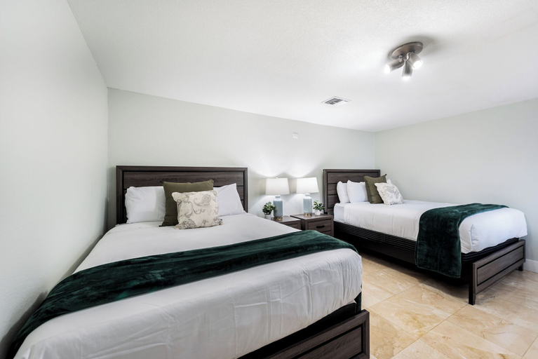 Exterior 3, Perla, Miami-Dade