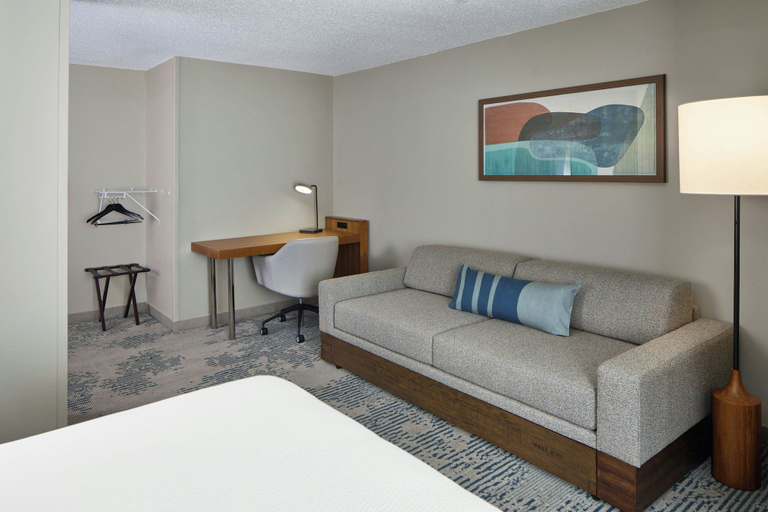 Bedroom 3, SpringHill Suites by Marriott Atlanta Alpharetta, Fulton