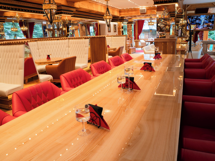 Food & Drinks 5, Mountain Diamond Resort, Tatra