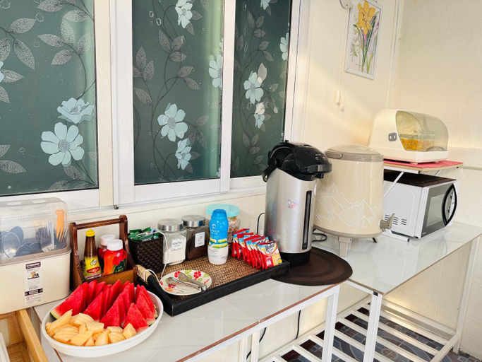 Food & Drinks 4, The Best House&Hostel, Don Muang