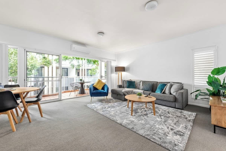 Interior 2, Convenient & Comfy! ~ 2bed, 2bath, 2car, Balcony, Indooroopilly